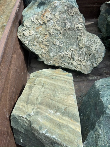 Ландшафтные глыбы зелёные 200-500 килограмм купить в Иркутске