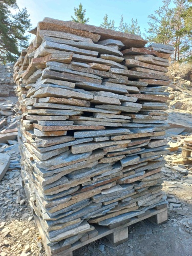 Плитняк златолит серебристый для фасада купить в Иркутске