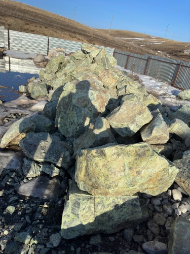 Камни для ландшафтного дизайна зелёные 10-60 килограмм купить в Иркутске