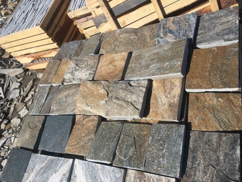 Плитка пилёная златолит Уральский для цоколя, отмостки купить в Иркутске